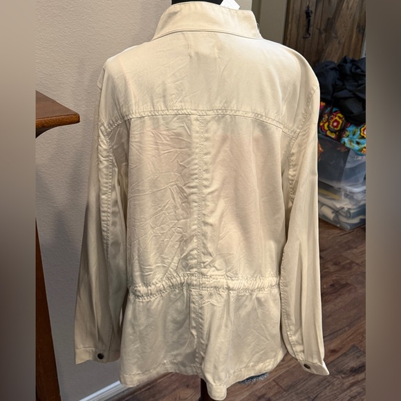LOFT Cream Drawstring Utility Jacket - Picture 2 of 3